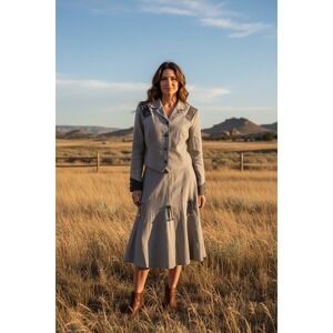 Western Connection Skirt Suit Gray/Brown Southwestern Embroidered Set NWT Large